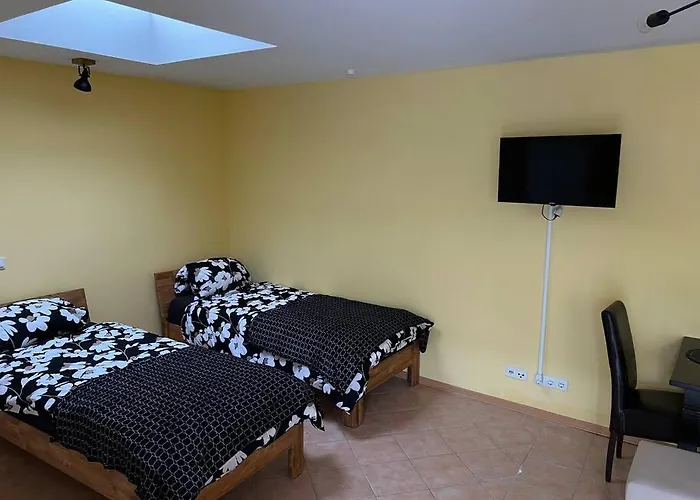 30Qm Wohnung In Hainburg